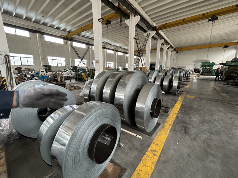 Zinc Alloy vs. Pure Zinc Understanding the 3 Differences