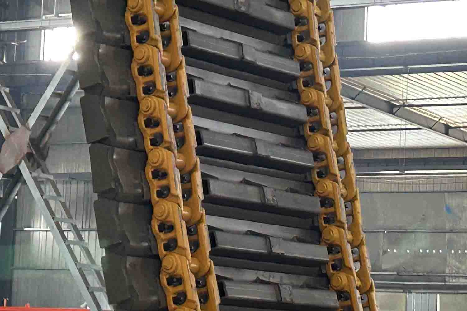 Apron Feeder